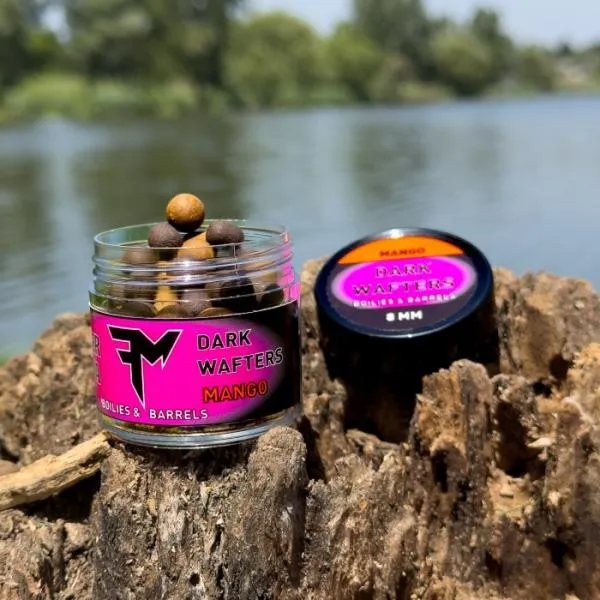 SNECI - Horgász webshop és horgászbolt - Feedermánia DARK WAFTERS BOILIES & BARRELS 8 MM MANGO